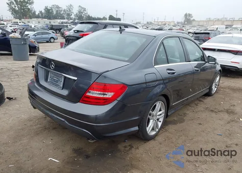 2013 Mercedes-Benz C 250 Sport from USA, damaged, VIN WDDGF4HBXDA770707